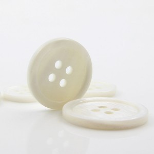 BSB001 סיטונאי כפתורי תפירה עגולים Natual Shell כפתורים לבנים לבגדים