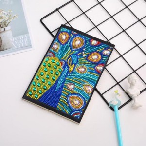 Engros Peacock Læder Cover Specialformet DIY 5D Diamond Painting Notebook Kit