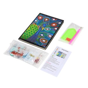 Engros Peacock Læder Cover Specialformet DIY 5D Diamond Painting Notebook Kit