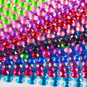 Brugerdefinerede flerfarvede selvklæbende krystal rhinsten perle klistermærker til gør-det-selv