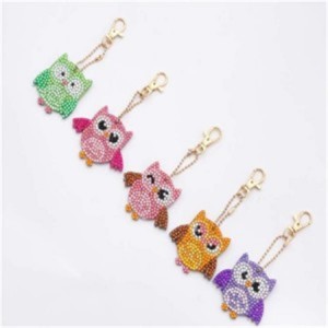 BA-806 5D DIY Keychains Diamond Painting Kits Ji bo Mezinan Çenteyê Têlefona Berîkê ya Tev Diamond Inlaid û Kevirên Rengê Girê