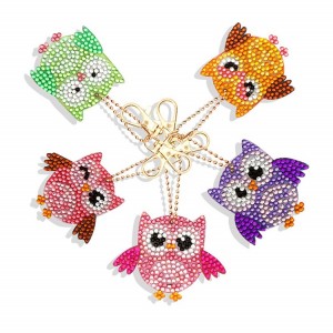 BA-820 5D DIY Keychains Pob Zeb Diamond Painting Cov Khoom Siv rau Cov Neeg Laus Tag Nrho Pob Zeb Diamond Inlaid Cell Xov tooj Handbag thiab Ntsiab Pendant Xim Owls