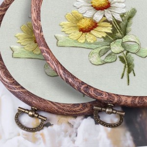 AEH220701-Cross Stitch Hoop Ring Imitated Wood Embroidery Kits for Art Craft Sewing