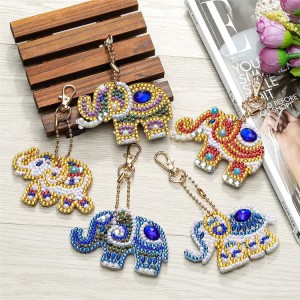 BA-819 5pcs DIY 5D Full Drill Diamond Painting Key Chain by Number Kit Mosaic Making Double-sided Drill Pendant Crystal Rhinestones Keychain Bag Charms Gift (අලි)