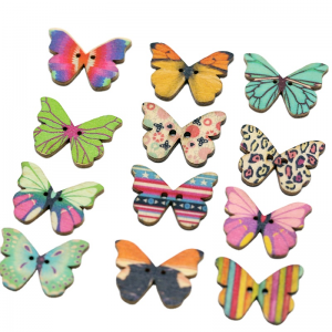 Colore casuale farfalla animale Bottone in legno 2 fori Artigianato di scrapbooking fatto a mano Gli accessori per cucire per il tessuto