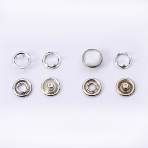 Veleprodajni 15 mm kovinski srebrni gumb za zapenjanje po meri, votel gumb za zapenjanje za jakne